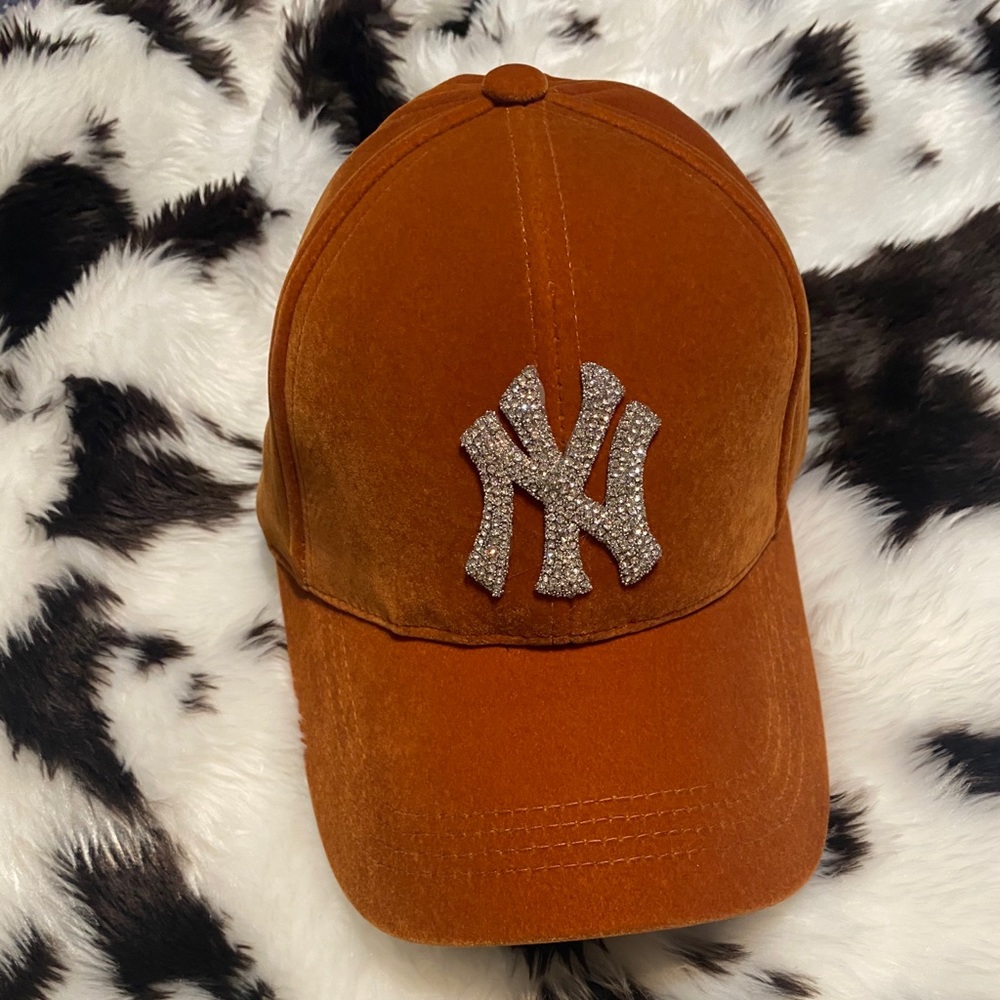NY Brown Velvet Hat